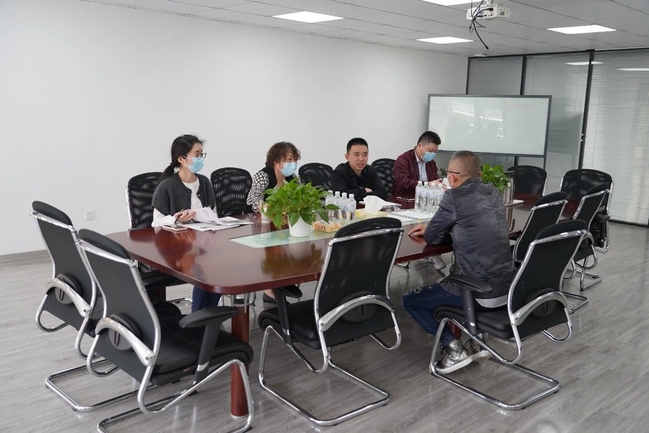 浙江大学圆正控股集团钱主任一行领导莅临浙大半岛（中国）官方考察、指导