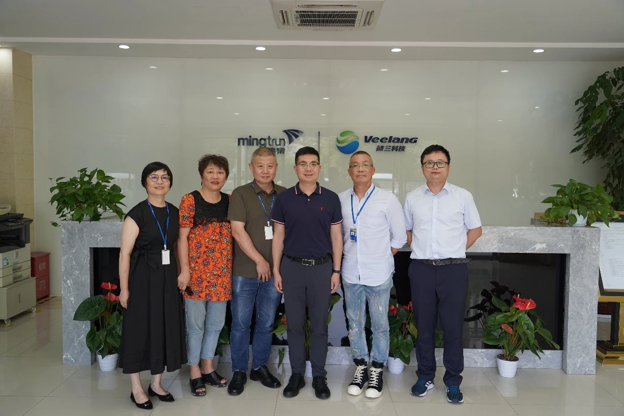 浙江大学控股集团总经理余飞鹏一行莅临浙大半岛（中国）官方调研指导