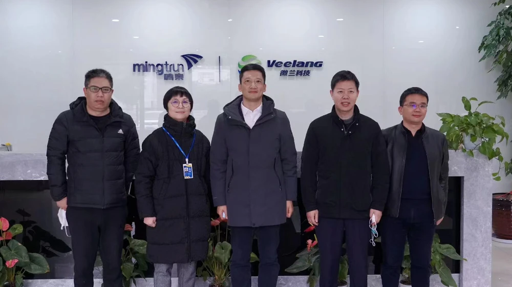 西湖区委常委、副区长施科琦一行莅临浙大半岛（中国）官方调研指导