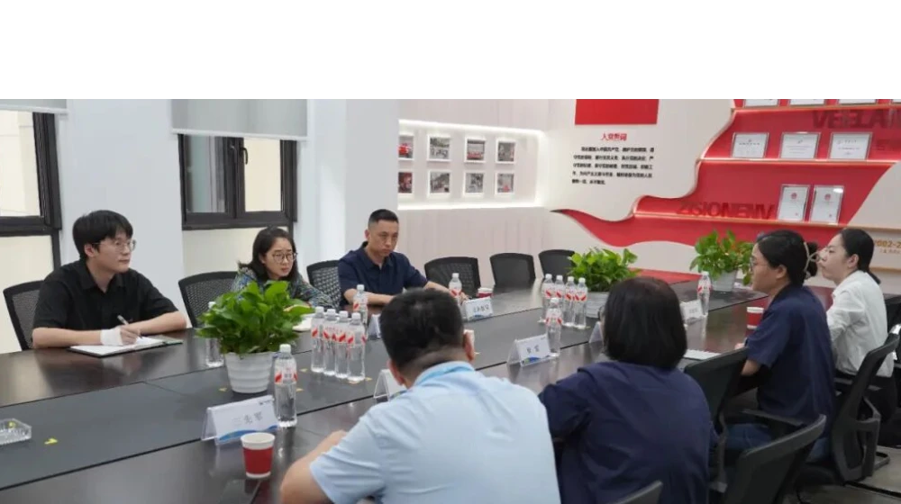 西湖区科技技术局党组书记、局长刘劲卉率一行调研半岛（中国）官方·微兰